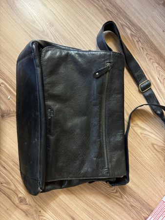 The Monte Umhängetasche für Notebook, schwarz, Top Zustan