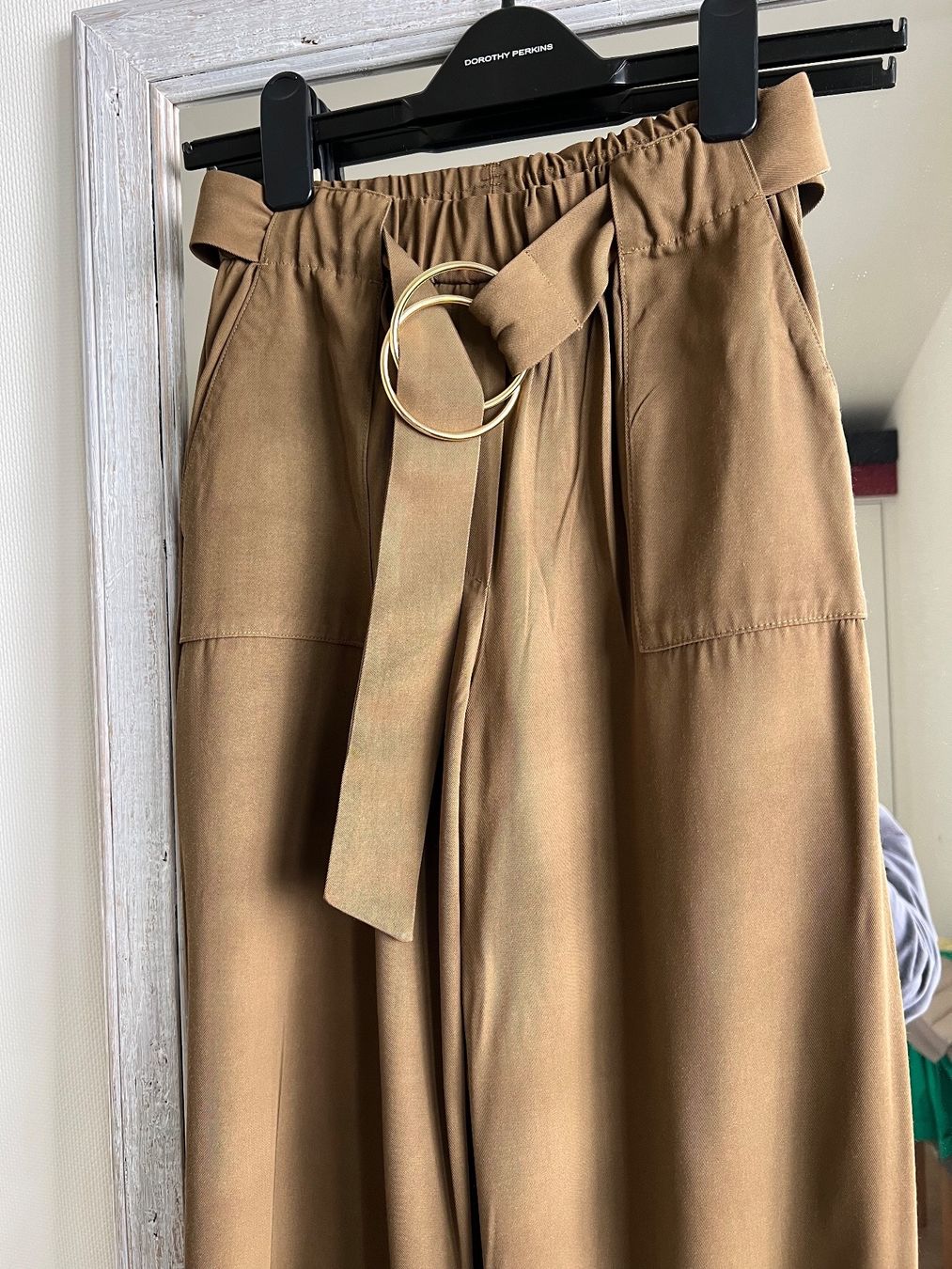 Pantaloni: Massimo dutti flare  pants- brown – Nuovo (secondo la descrizione) da Corsier GE venduto da Karol_save_planet 2