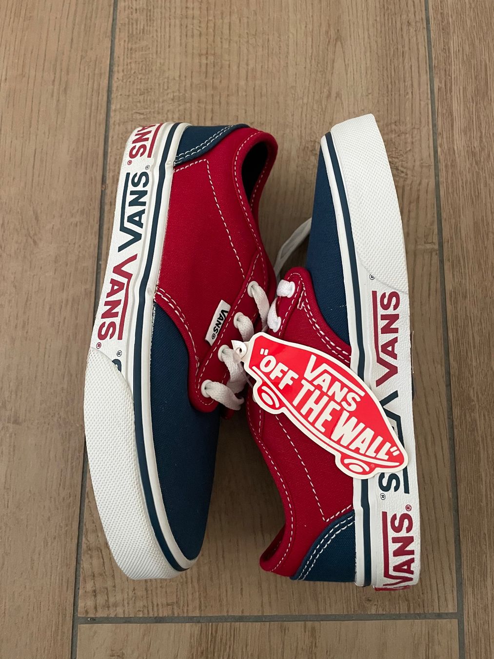 Vans Scarpe per ragazzi: Vans Sneakers Gr. 32 NEU – Nuovo (secondo la descrizione) da Waltenschwil venduto da hansnine 4