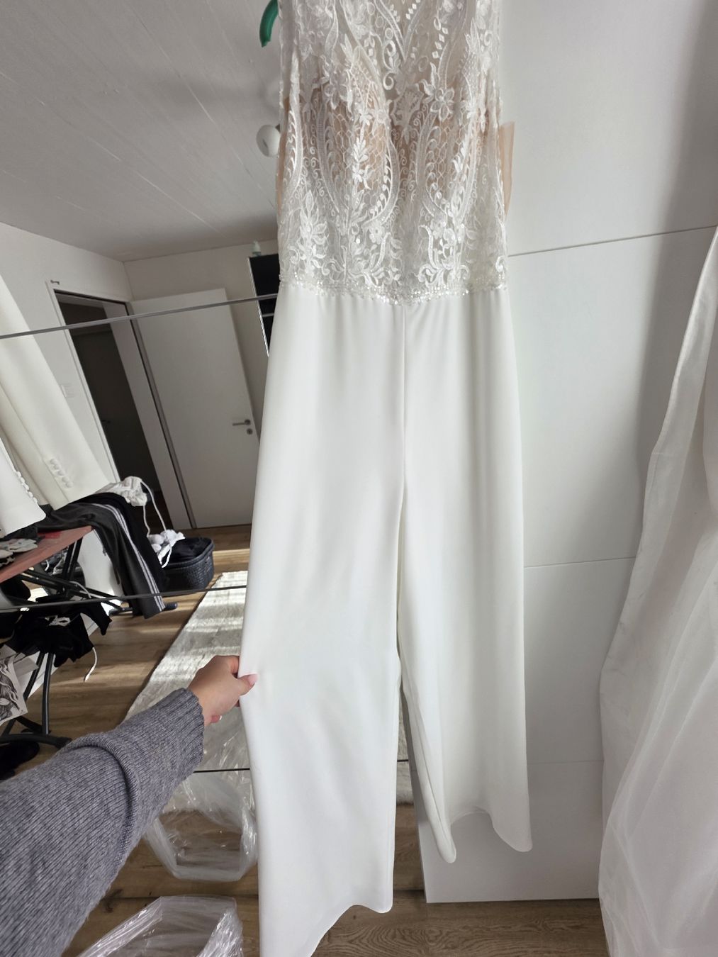 Tute: Jumpsuite Hochzeit – Nuovo (secondo la descrizione) da Sonterswil venduto da ZuendAlma 2