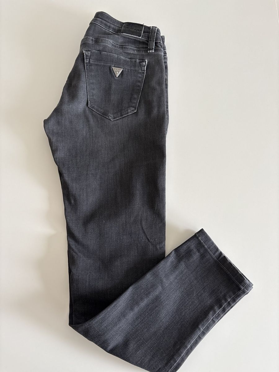 Guess Jeans: GUESS Hose Gr. 26 – Usato da Herisau venduto da sen_8w8b 4