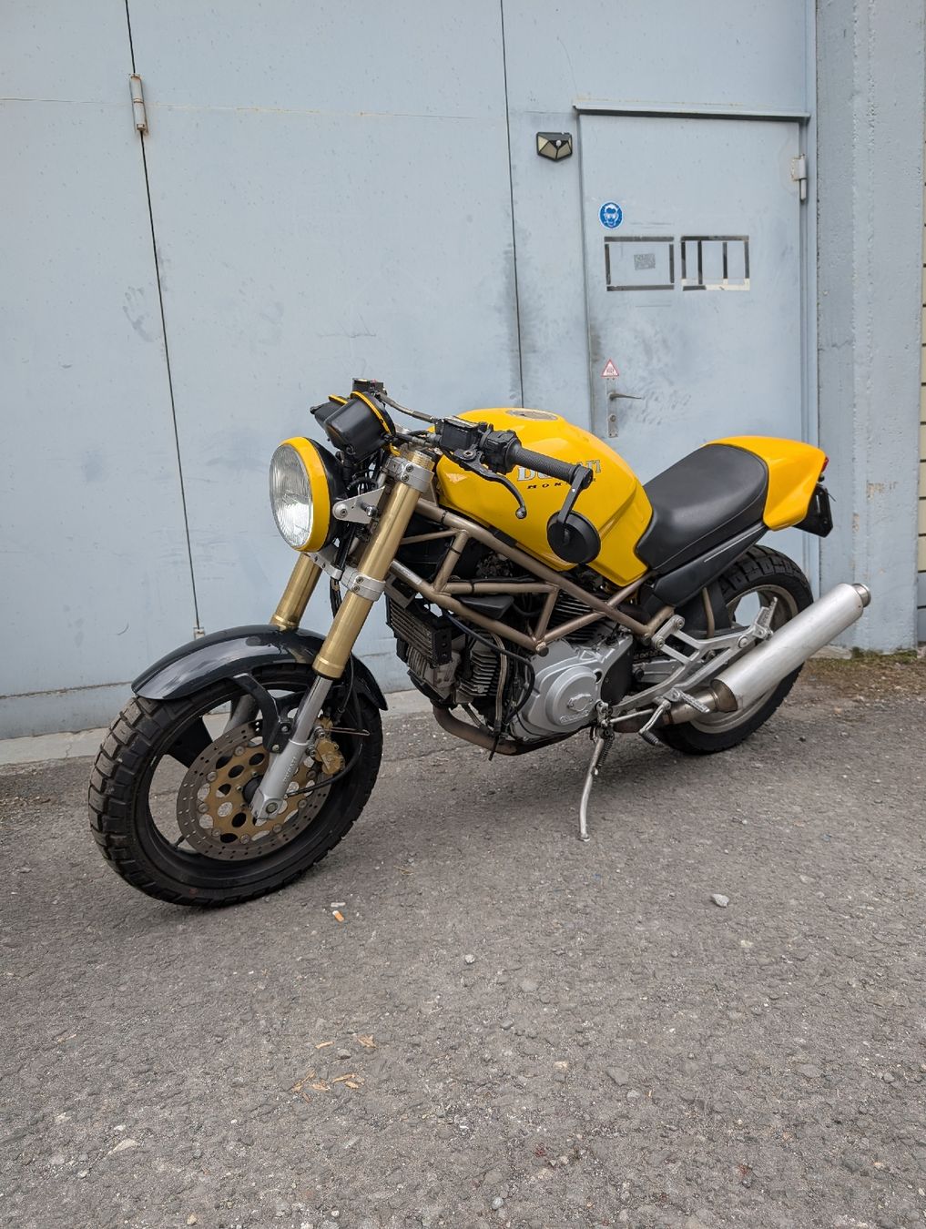 Ducati Strasse: Ducati Monster 600 – Gebraucht aus Seedorf UR von Ciabatta-Racing