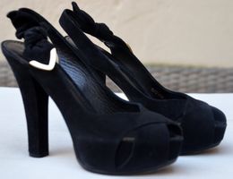 Louis Vuitton Sandalen / sandales .37