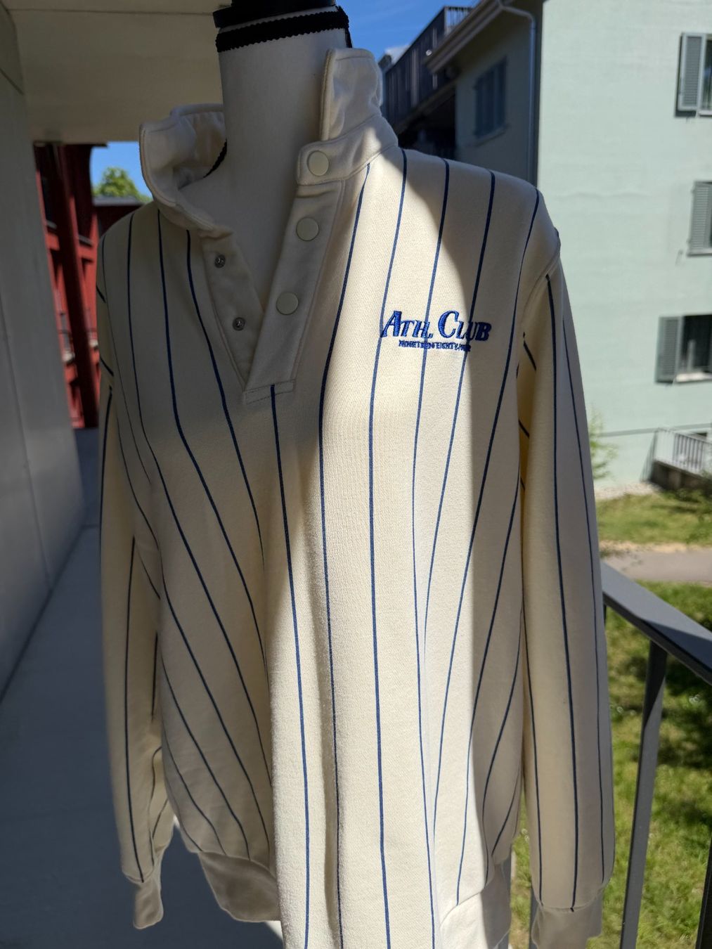 Pullover & Sweatshirts: Primark Ath. Club Sweatshirt, Grösse S – Gebraucht aus Riehen von edu_92w7
