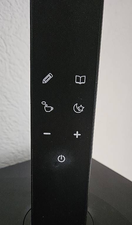 Lampade: Bürotisch- Schreibtisch Lampe – Usato da Rotkreuz venduto da Kaffitanteli 1