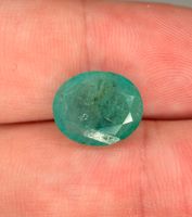 Ab 1 Fr. - 4.70 ct Smaragd mit Zertifikat