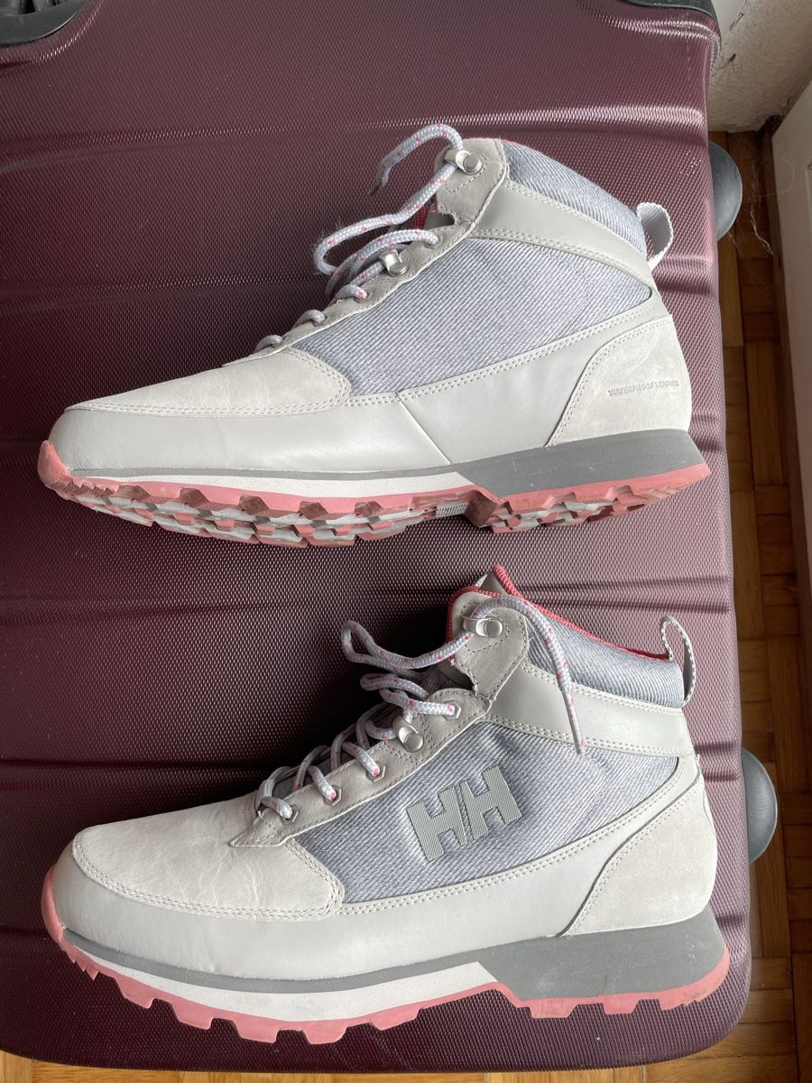 Helly Hansen Chaussures femmes: Helly Hansen Wanderschuhe Gr. 41 – D'occasion à Lengnau BE par DieBiene8 1