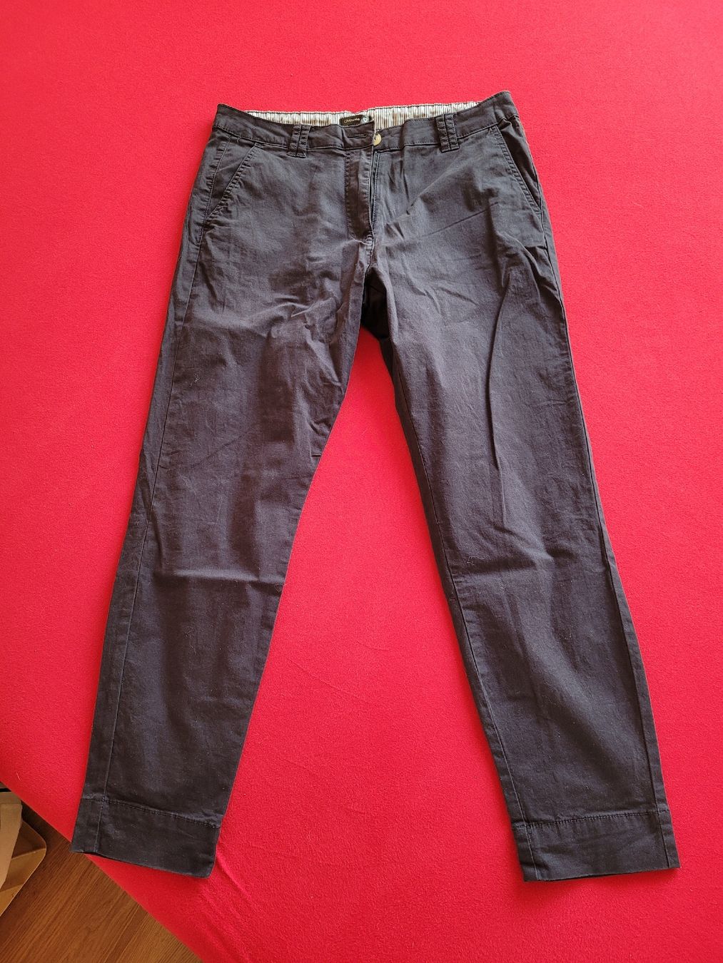 Pantaloni: Damen Caprihosen dunkelblau Gr. S – Usato da Steffisburg venduto da Gismo49