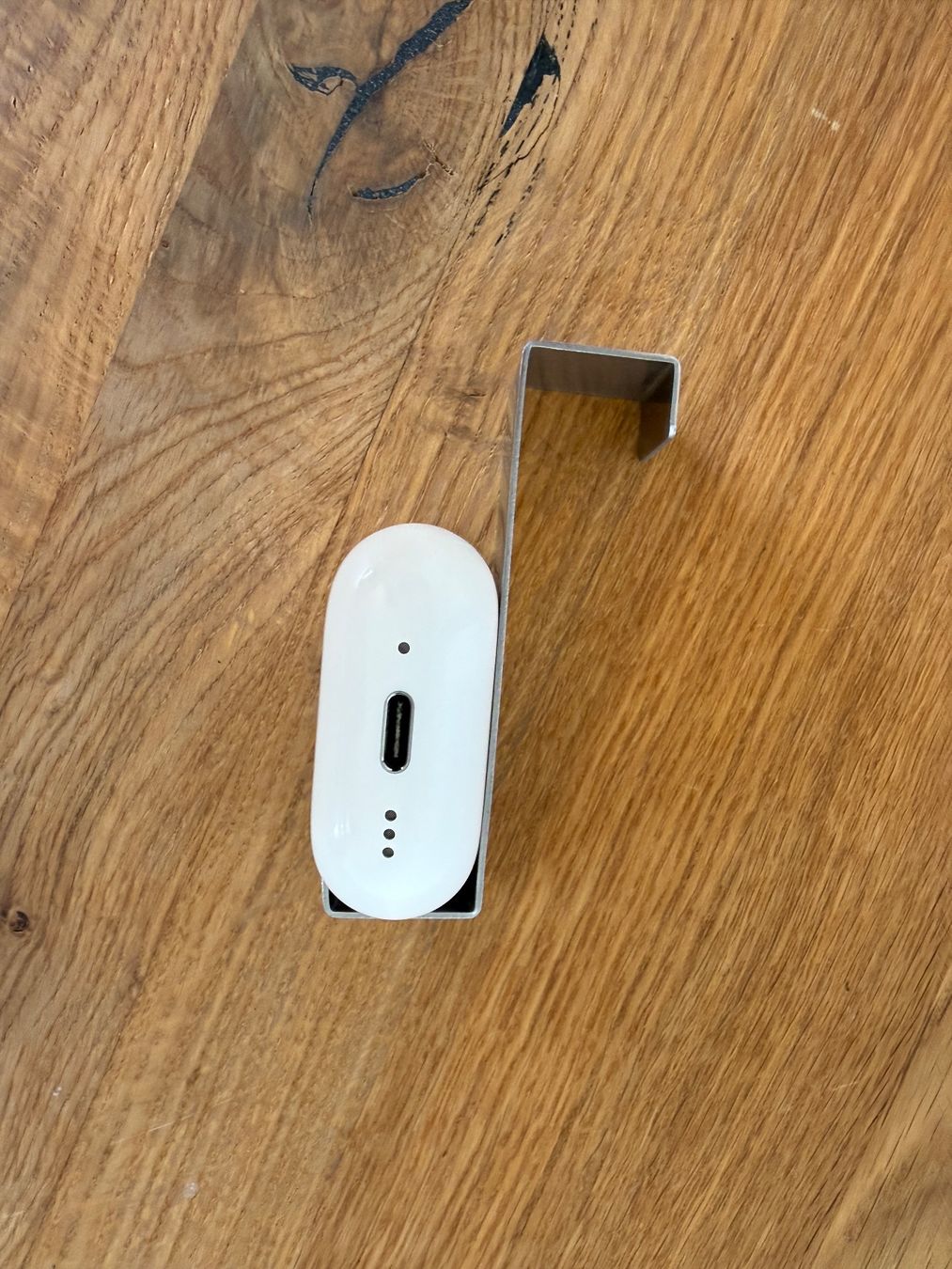 Apple Cuffie: APPLE AirPods 4 Charging Case ANC – Usato da Lausanne venduto da Nine1982 8