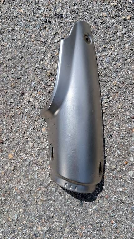 Auspuffanlagen: Orginal R1200GS LC Auspuff – Gebraucht aus VALS von D.F.1987 1