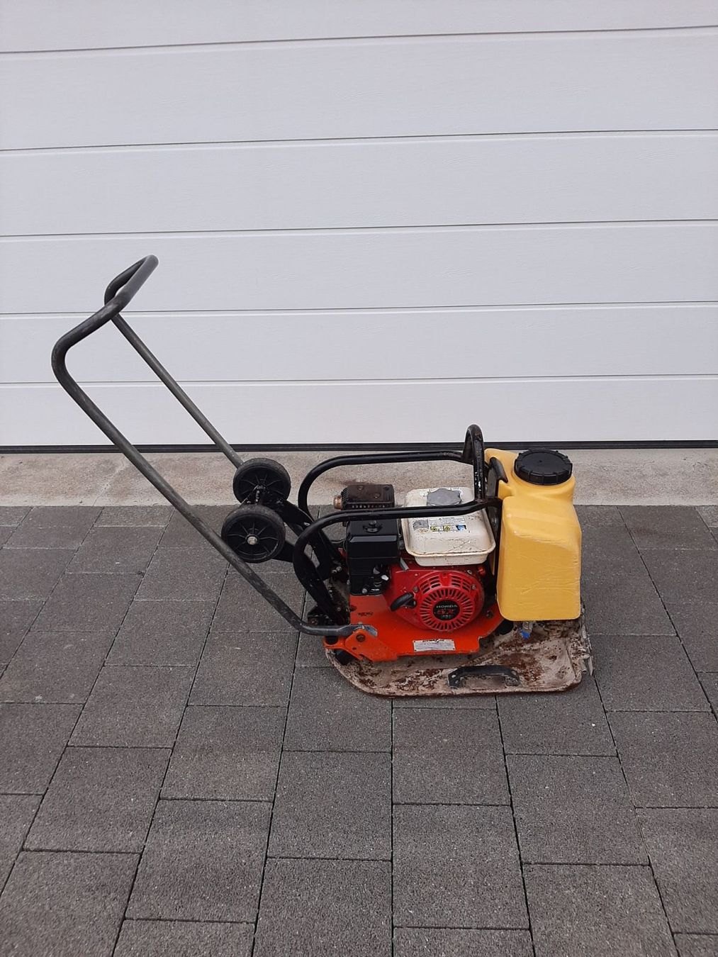 Toutes les machines: Vibroplatte Rüttelplatte Dynapac – D'occasion à Rain par Kleinmoto 2