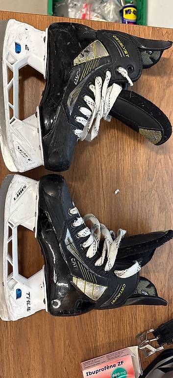Pattini da ghiaccio: Patins True 2.5 R – Usato da Chêne-Bourg venduto da maxbiaggiking