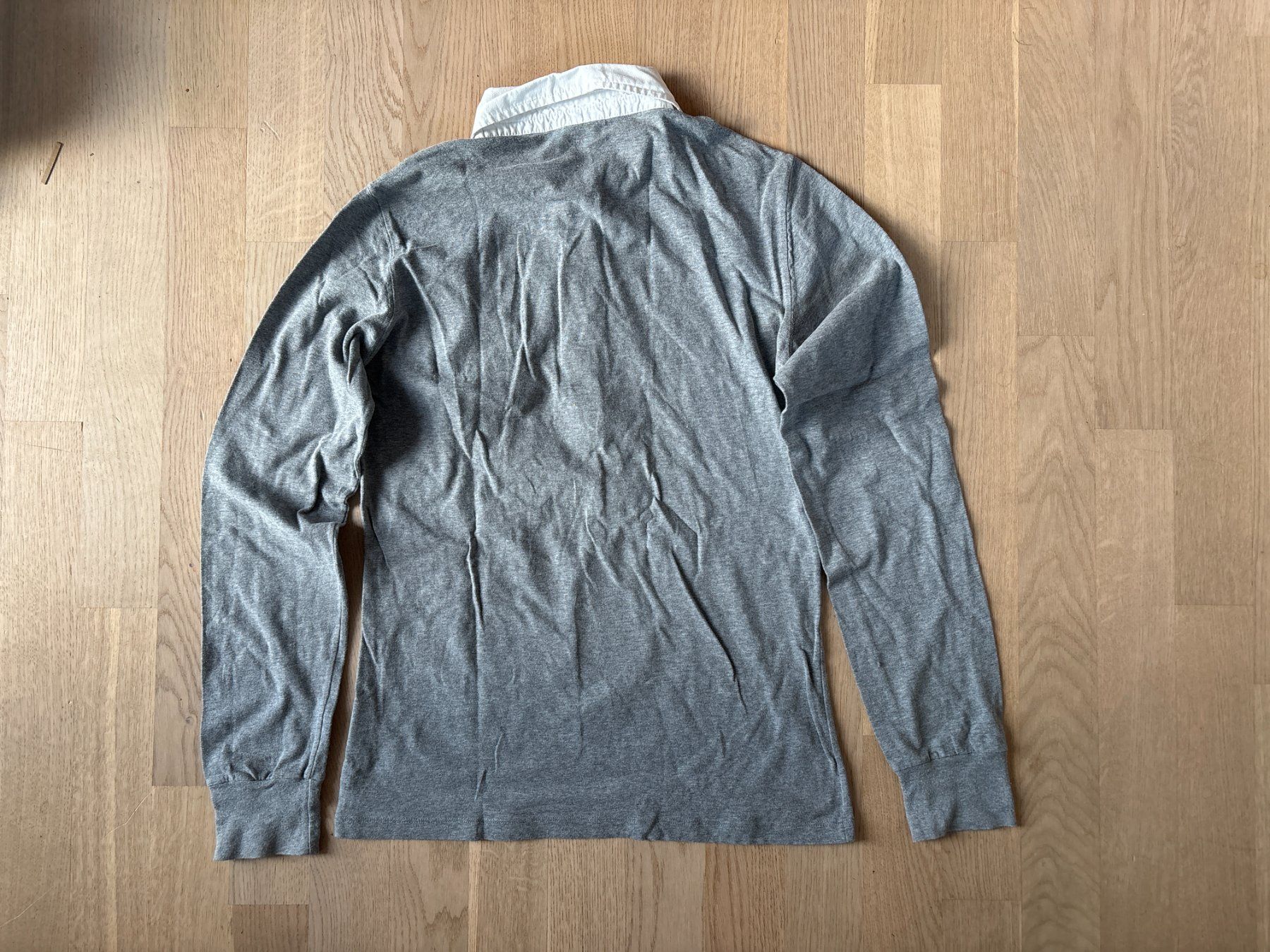Aeronautica Militare Magliette Polo: Aeronautica Militare Longsleeve – Usato da Elgg venduto da Jo_Naj 1