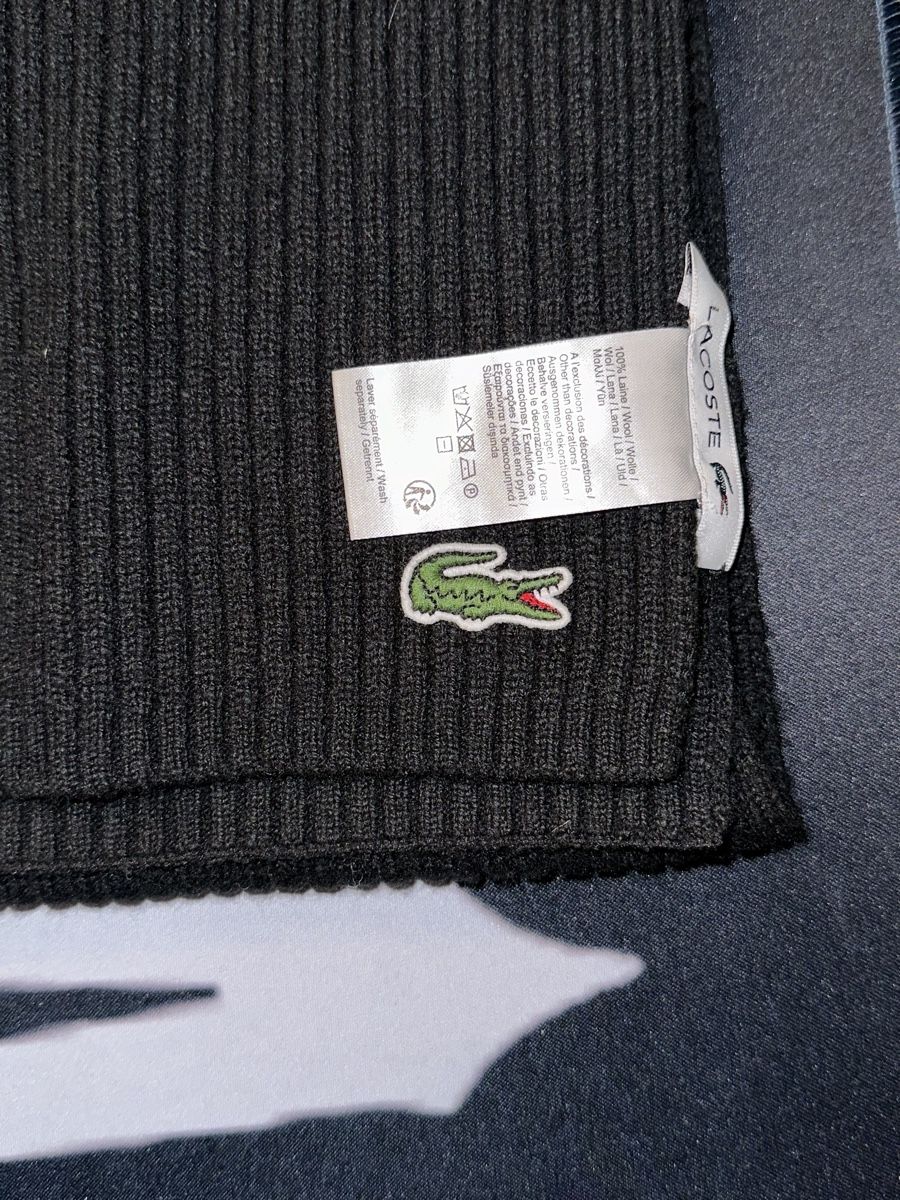 Lacoste Echarpes: Lacoste Schal – Neuf (Voir description) à Visp par locosshop 2