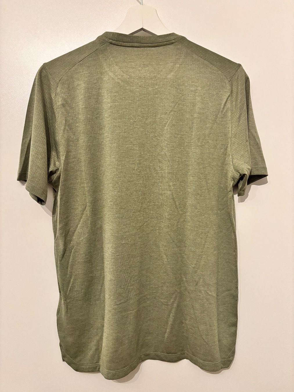 New Balance T-shirt: New Balance Shirt, Grösse S – Nuovo (secondo la descrizione) da Embrach venduto da Roniiii 3