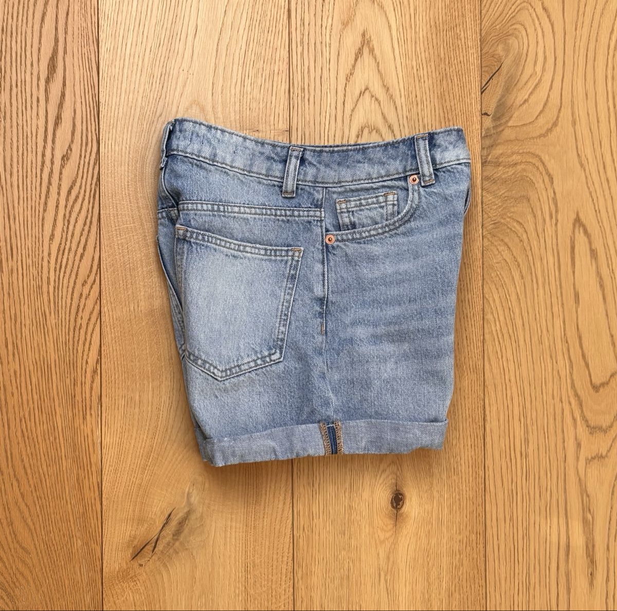 Mango Pantaloni: MANGO denim shorts MOM80, size 32 – Nuovo (secondo la descrizione) da Kilchberg ZH venduto da ben_pc68 2
