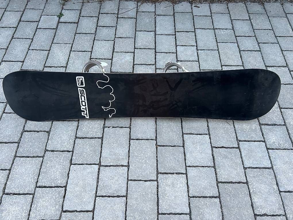 Board: Snowboard 152cm – Usato da Speicher venduto da Mugge3 2