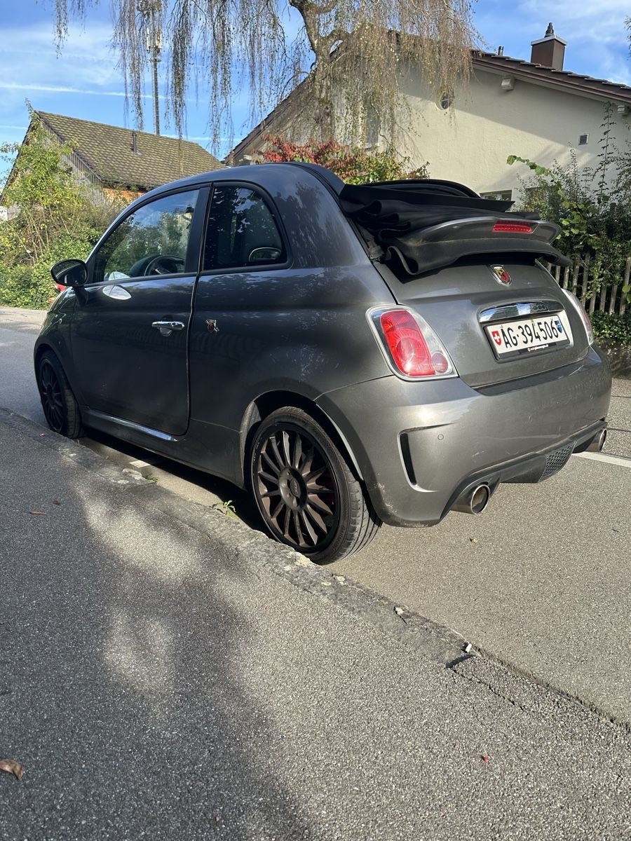 Abarth Automobili: Fiat 500 Abarth – Usato da Aarau venduto da Ewells 4