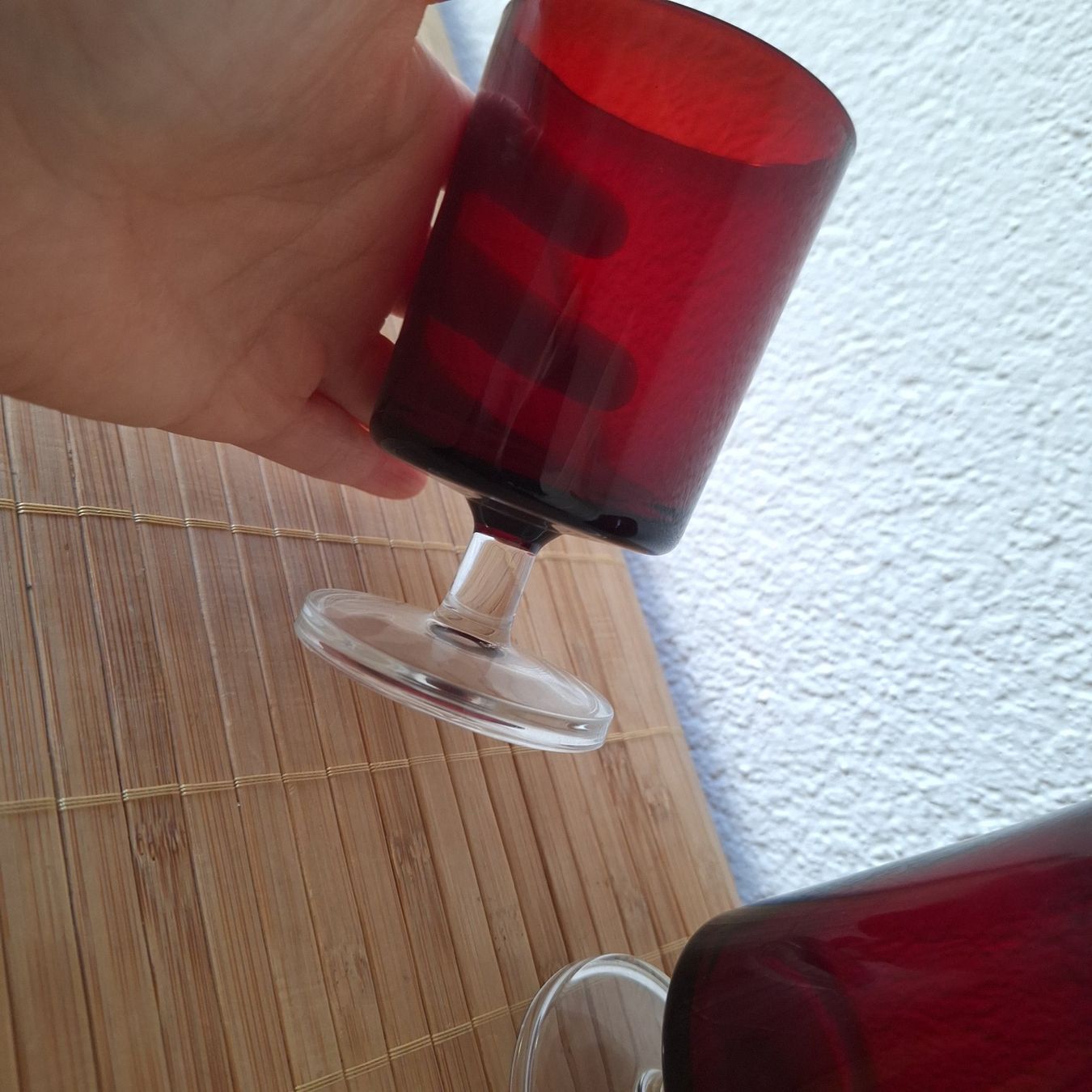 Bicchieri: Rote Weingläser im Stil Luminarc Arcoroc Cavalier – Usato da Winterthur venduto da Goldpipau 4