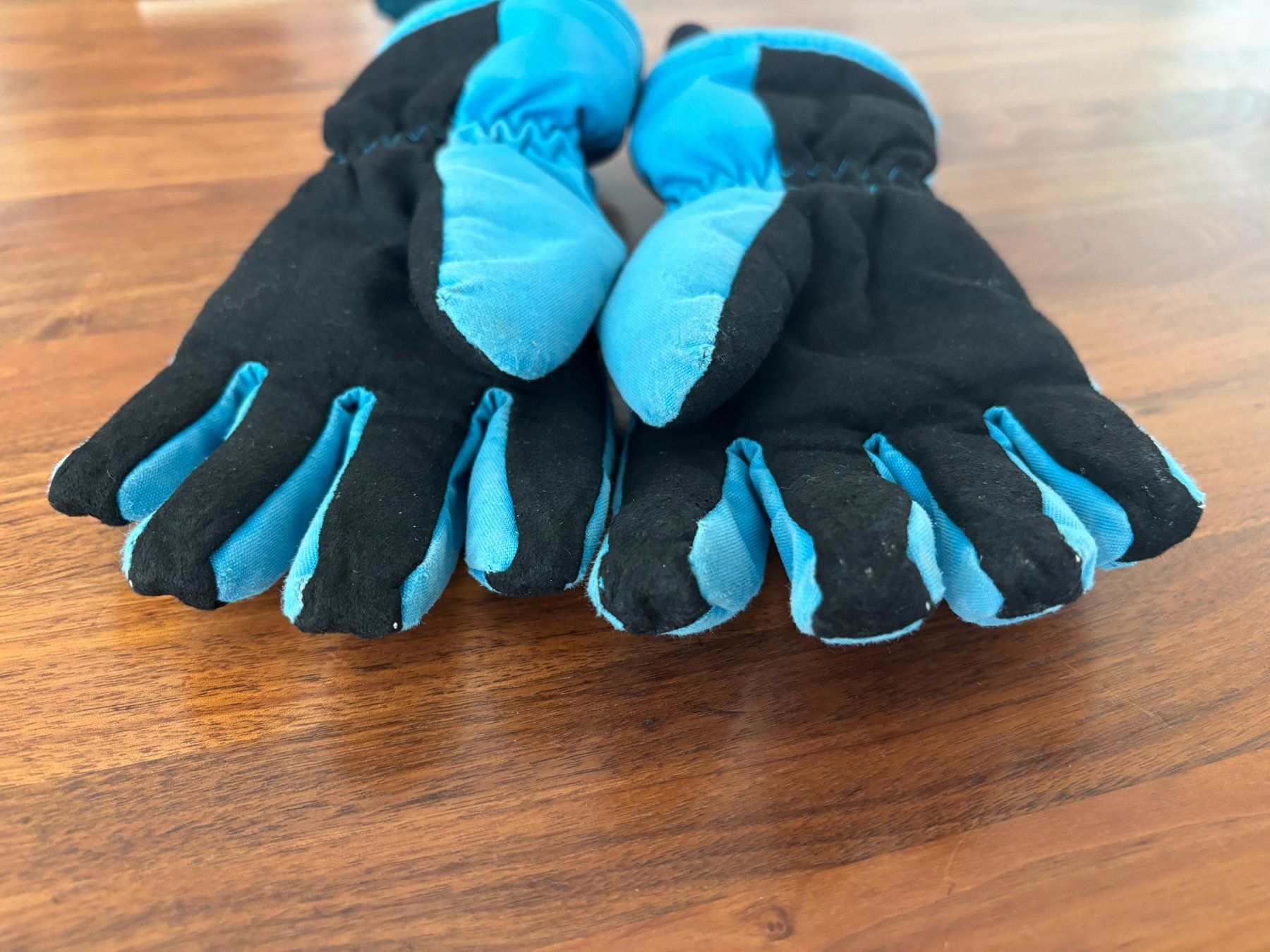 Gants: Kinder Skihandschuhe Reima Grösse 5 – D'occasion à Lachen SZ par adinaho 2