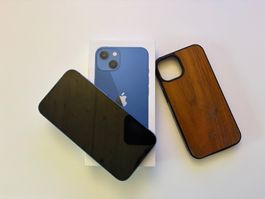 Apple iPhone 13, 128 GB, mit neuer Batterie