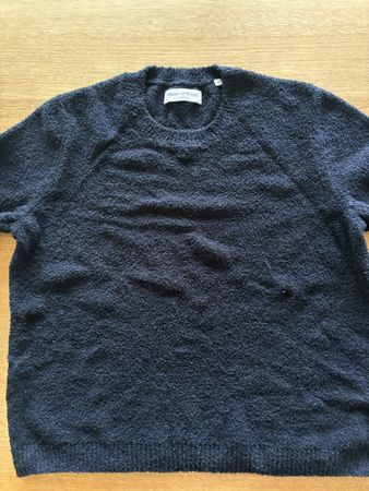 Nie getragener kurzarm Pullover