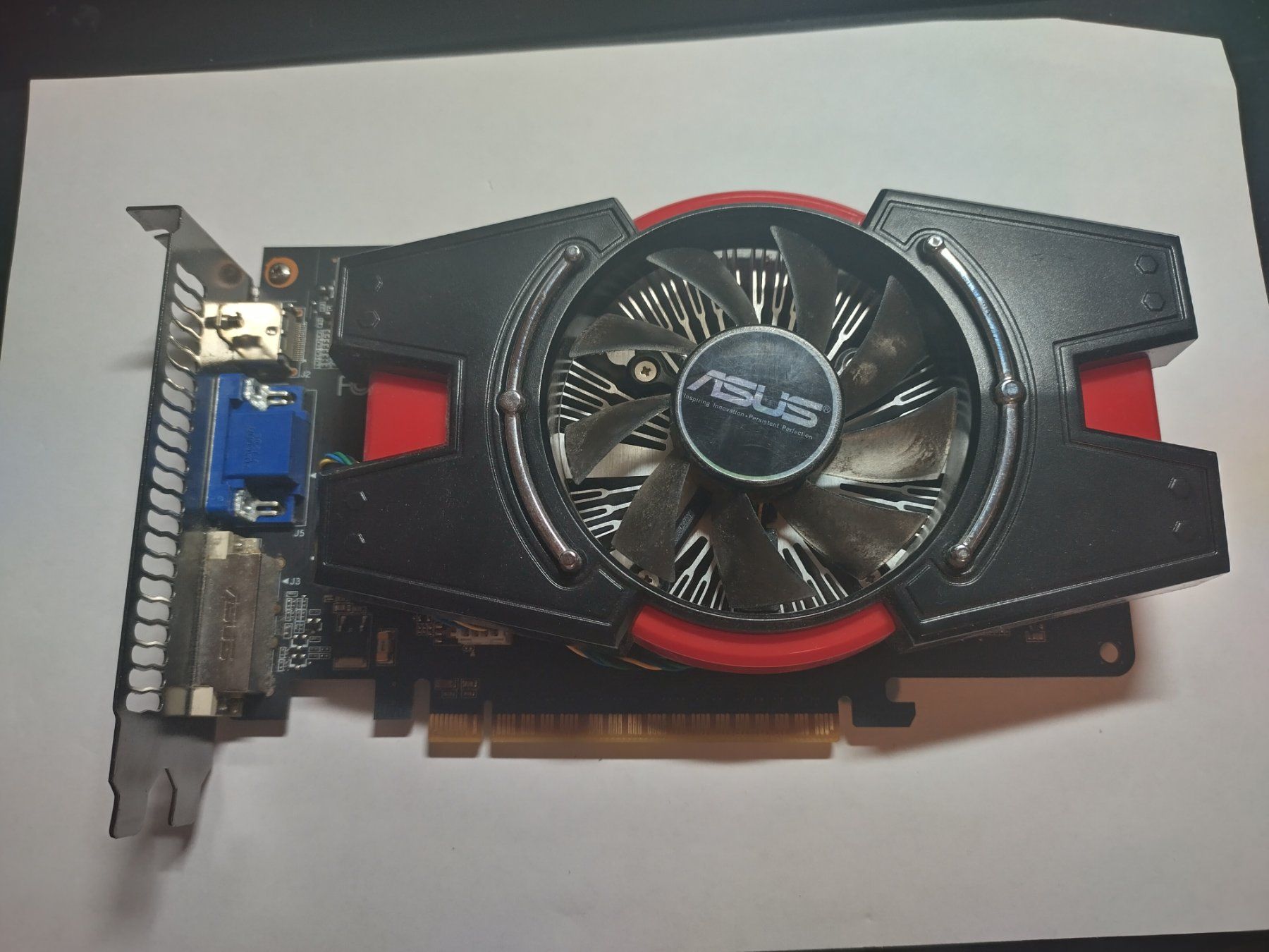 Asus Schede grafiche: Asus NVIDIA GeForce GT 440 DDR3 PCie 16 – Usato da Gunzgen venduto da flyhirsch59