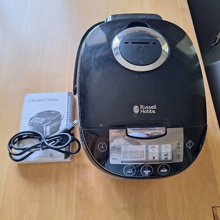 Russell Hobbs Küchengeräte: Russell Hobbs Multikocher – Gebraucht aus Solothurn von Nojted