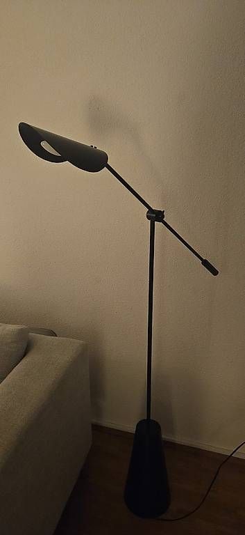 H&M Lampade: Stehlampe aus Metall - H&M Home – Usato da Urtenen-Schönbühl venduto da sas_gl8q 2