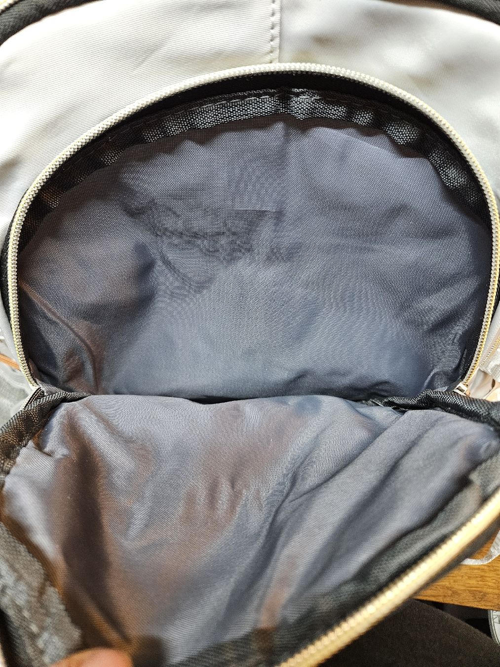 Zaini: Moderner Rucksack für Alltag  Freizeit – Usato da Rorschach venduto da TimelessTrading 4