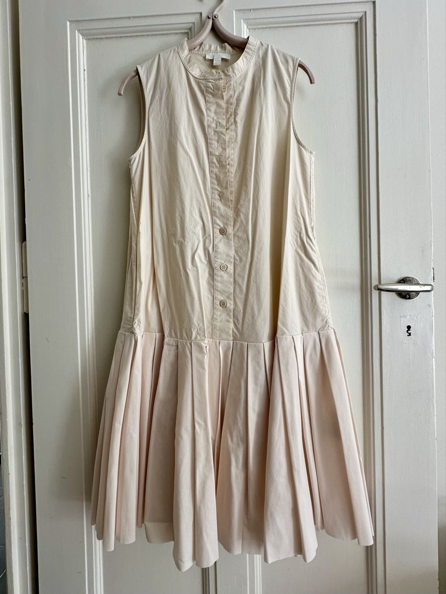 Cos Robes: COS dress, size 32, pleated hem – D'occasion à Genève par gra_xlk7