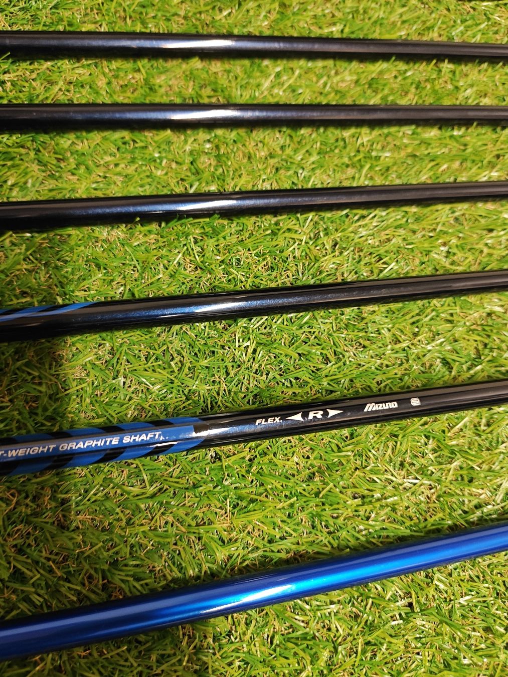 Taylor Made Mazze & Set: Golfset mit Driver, Eisen, Putter und Bag – Usato da Uerikon venduto da Chreggus_Golfshop 5