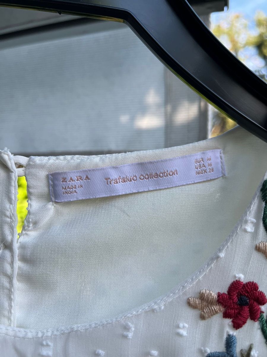 Zara Tops: Zara Blumentop weiss  – Gebraucht aus Lenzburg von selabella 5