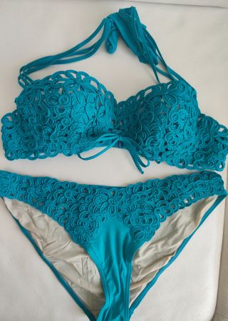 Türkiser Bikini mit Häkelmuster - Sommer Special!
