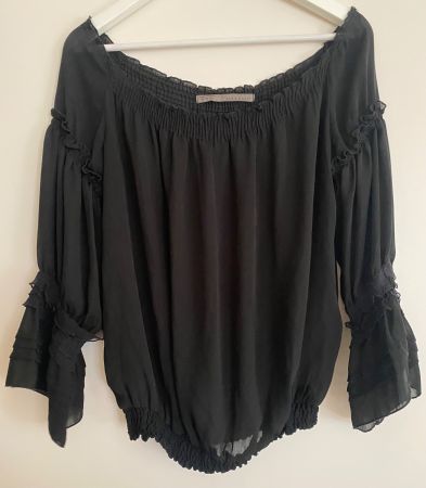 Carmenbluse mit weitem Ausschnitt, Gr.S von Zara