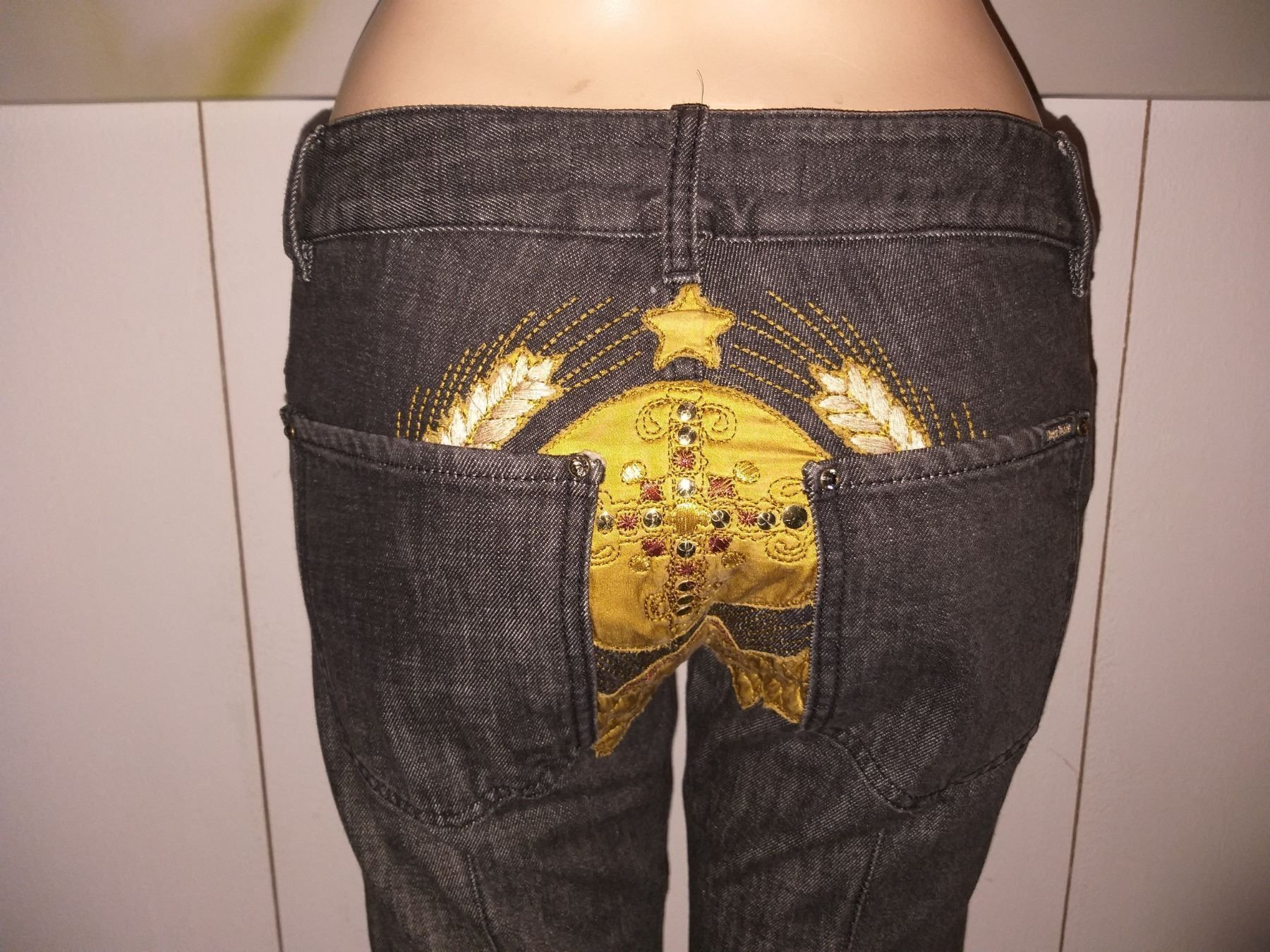 Jeans: Jeans VOYAGE PASSION   Taille/Grosse 34 CH – Usato da Cossonay-ville venduto da Super-Price-Quality 8