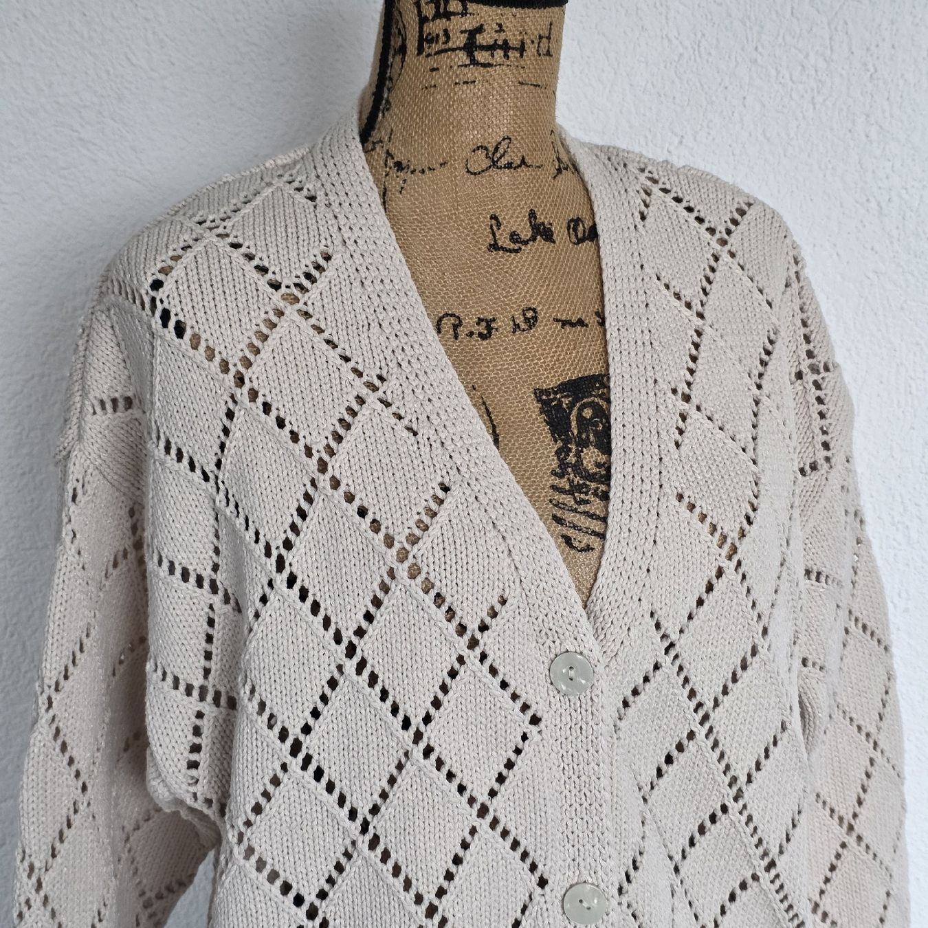 Giacche: Damen Strickjacke beige Grösse L Lochmuster Baumwolle – Nuovo (secondo la descrizione) da Rheinsulz venduto da Gilea 1