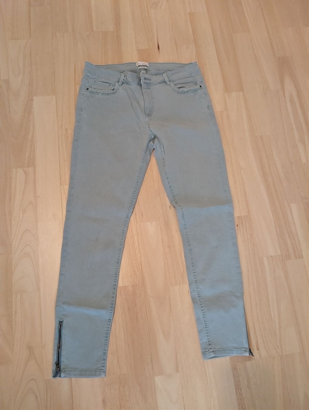 Esprit Pantalons: Jeans – D'occasion à Basel par Casamo