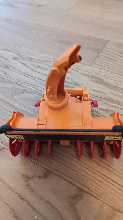 Giocattoli: Bruder Schneefräse – Usato da Neuenkirch venduto da GRKN 1