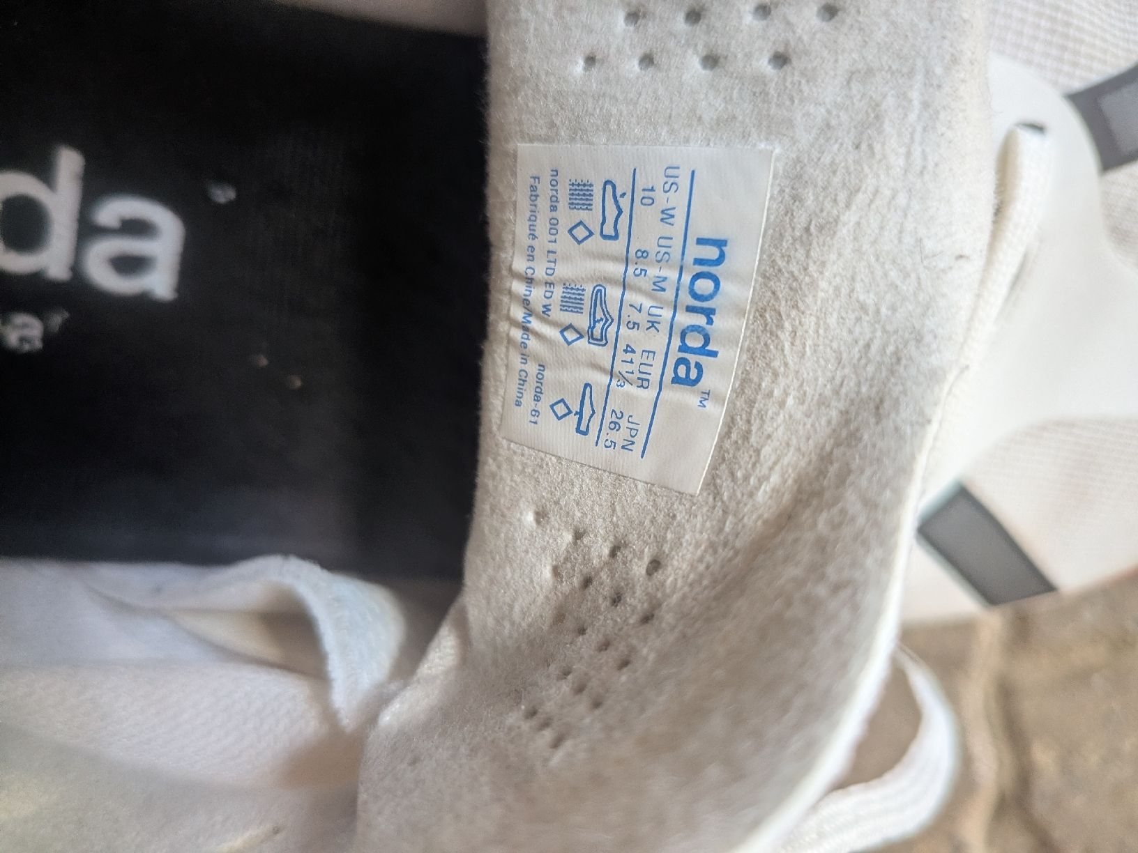 Scarpe da uomo: Norda 001 - 41 1/3 – Usato da Ropraz venduto da Ollie83 3