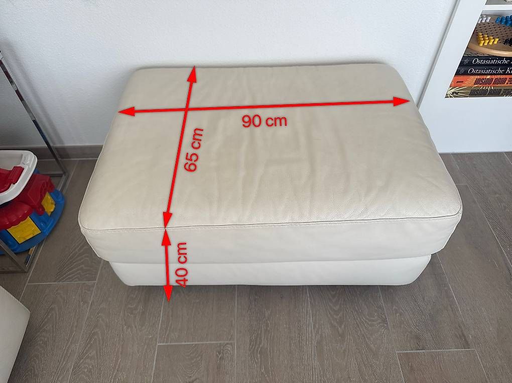 Divani: Sofa mit 2xfacher Relaxfunktion und Hocker – Usato da Horgen venduto da Diefenbaker 1