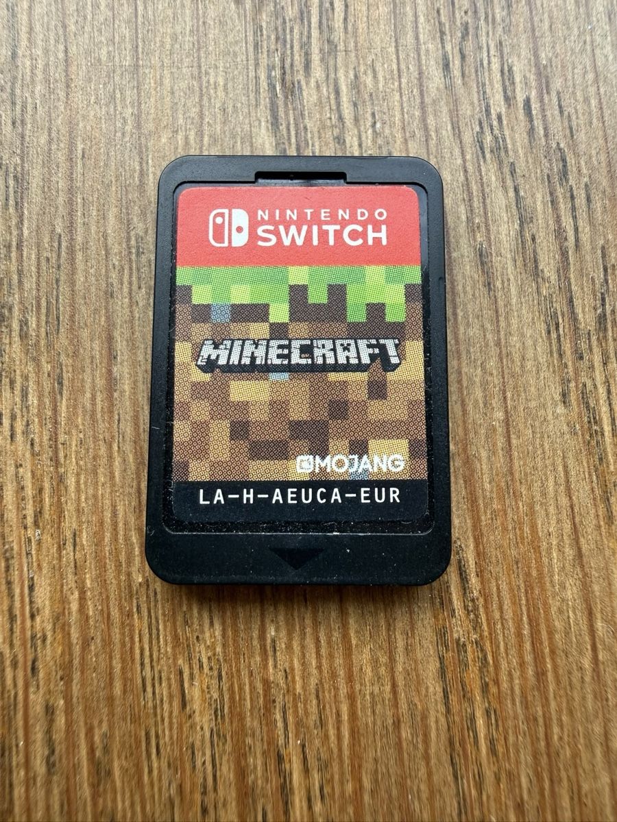 Nintendo Giochi: Minecraft / Nintendo Switch  – Usato da Läufelfingen venduto da Seraphim13