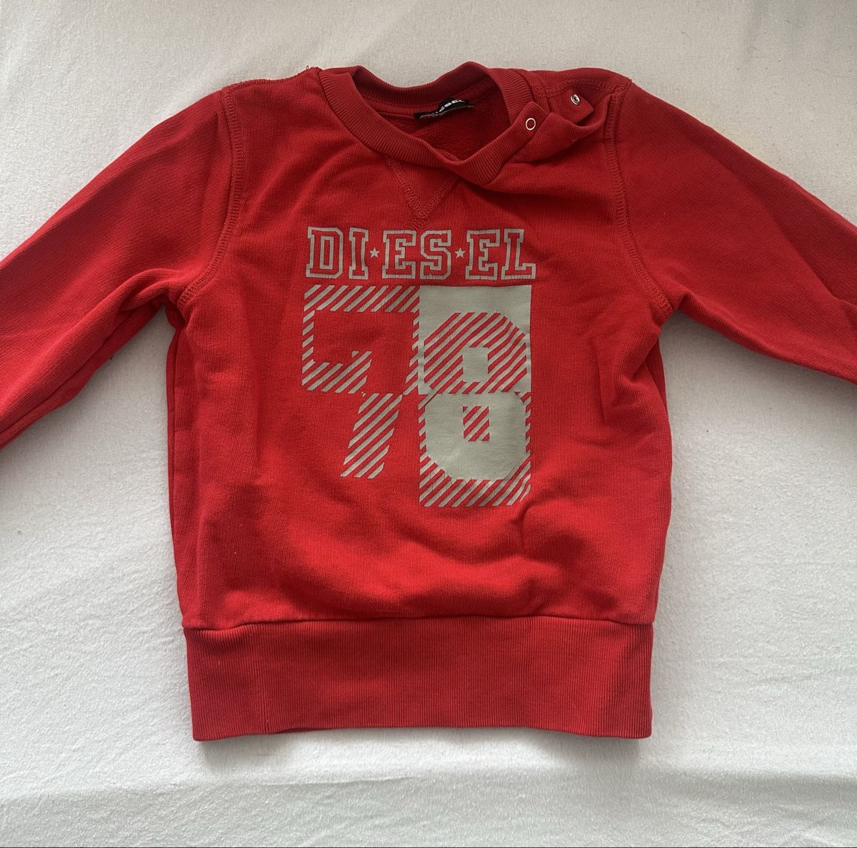 Diesel Maglioni & Felpe: Sweatshirt Diesel – Usato da Dürrenroth venduto da tvy_bh56