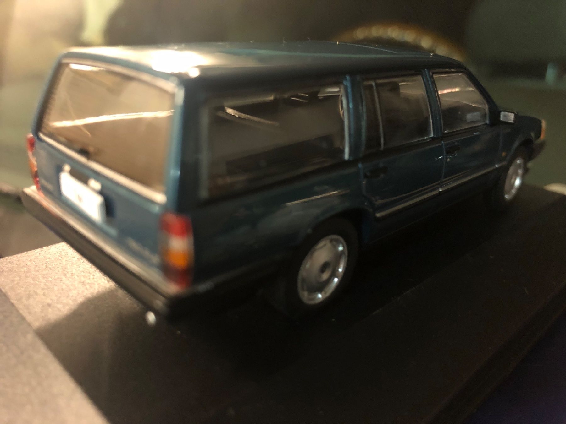 Volvo Modellini d'auto: Volvo 760 gle kombi – Nuovo (secondo la descrizione) da Reinach AG venduto da rares75 2