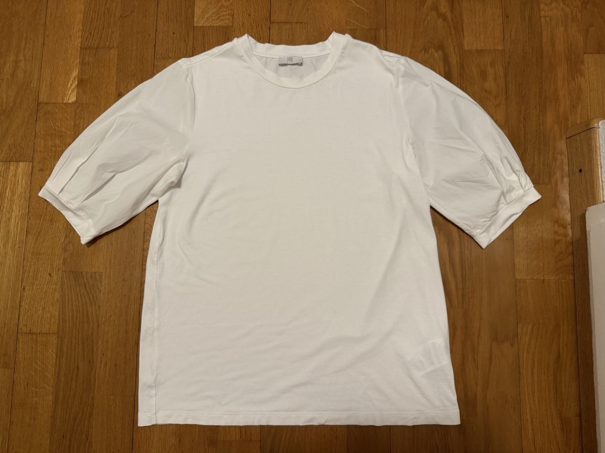 Riani T-shirt: T-Shirt RIANI weiss Grösse 40. – Usato da Adliswil venduto da StephanieAnnina