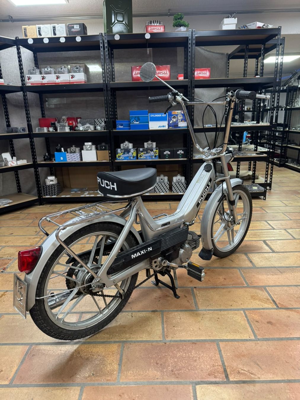 Puch Ciclomotori: Puch Maxi N mit Ausweis – Usato da Schmerikon venduto da Mofaparts 3