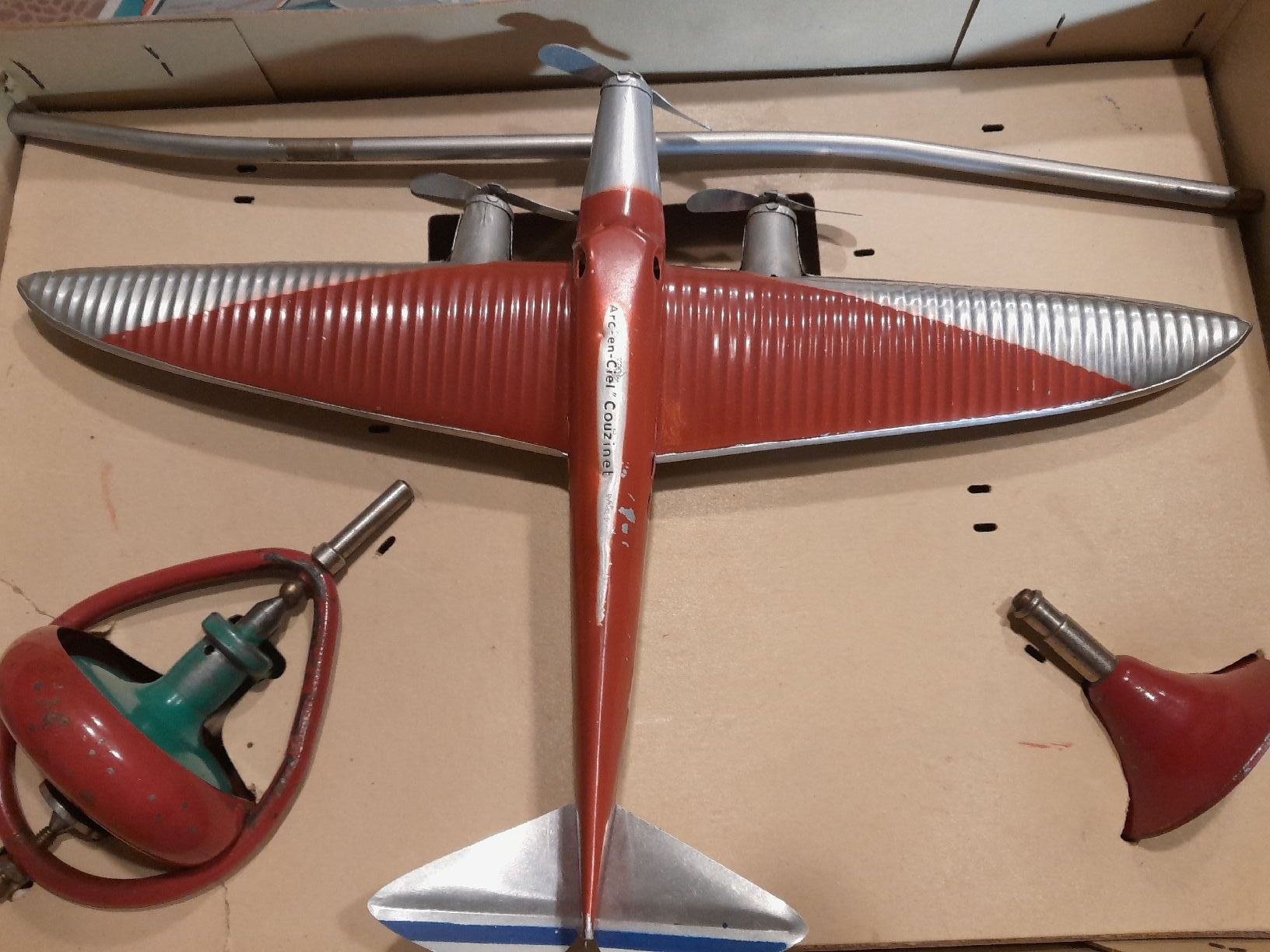 Giocattoli: Blech FLUGZEUG – Usato da Biel-Benken BL venduto da Sternstaub 3