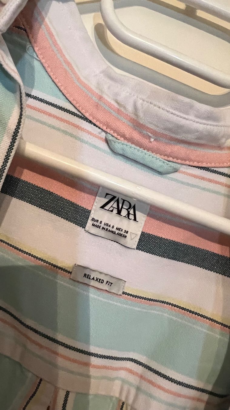 Zara Blusen: • Gestreifte Bluse / Jacke von Zara • – Gebraucht aus Basel von mendoza13 2
