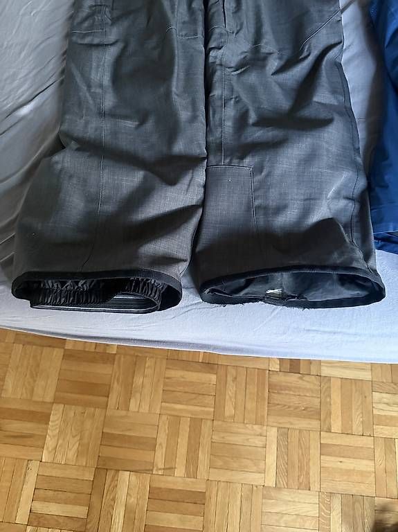 Jacken: Veste et pantalon de ski – Gebraucht aus Sion von kikhaus 3