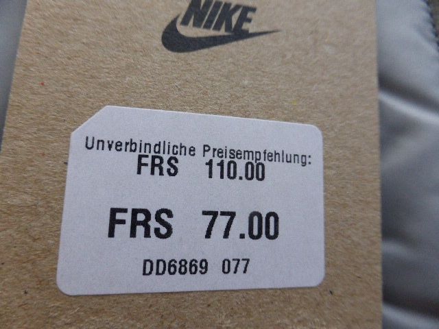 Nike Gilets: Nike Sport  Freizeit Weste, Men, Gr. S, neu – Neuf avec emballage d'origine à Chur par Jacky17 7